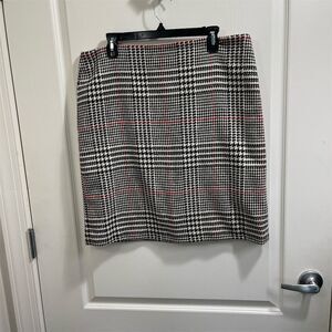 Talbots Petites 16P Houndstooth Pencil Skirt Black White Red Knee Length